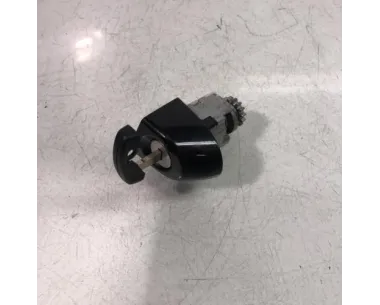 Barillet porte avant gauche BMW SERIE 1 F21 PHASE 2 Diesel