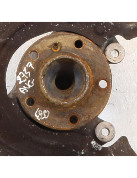 Fusee avant gauche BMW SERIE 1 F20 PHASE 2 Diesel