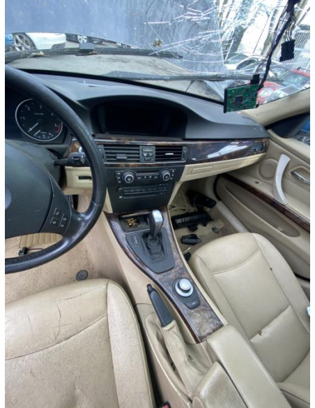 Pare boue avant gauche BMW SERIE 3 E91 TOURING PHASE 1 BREAK Diesel