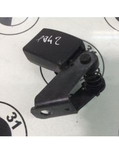 Attache ceinture arriere gauche BMW X3 E83 PHASE 1 Diesel 2