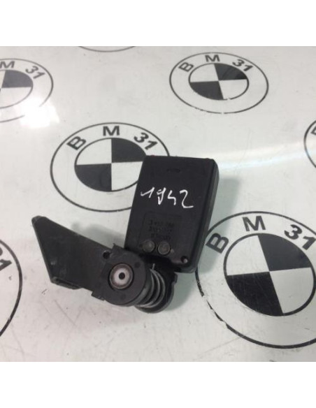 Attache ceinture arriere droit BMW X3 E83 PHASE 1 Diesel