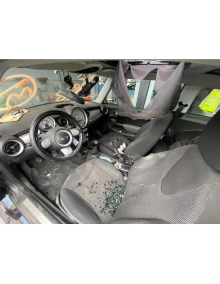 Poignee porte avant gauche MINI MINI 2 R56 PHASE 1 Essence