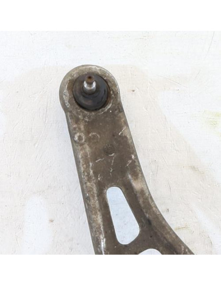Triangle avant droit BMW SERIE 3 E46 PHASE 1 Essence