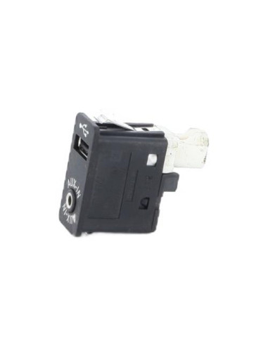 Prise port USB BMW SERIE 5 F11 TOURING PHASE 1 BREAK Diesel