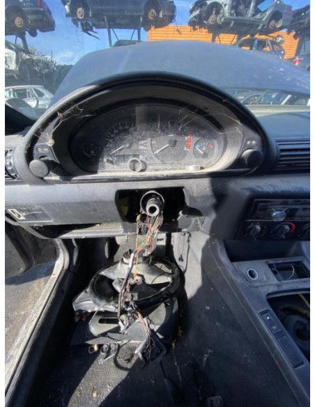 Bouton/Interrupteur BMW SERIE 3 E36 COMPACT Diesel