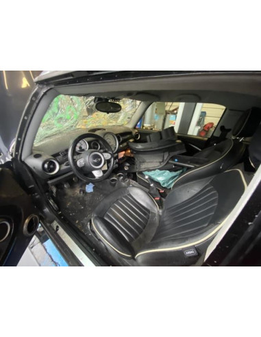 Boitier eau MINI MINI 2 R55 CLUBMAN PHASE 1 BREAK Essence