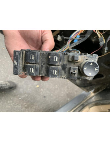 Vitre avant droit BMW X5 E53 Diesel