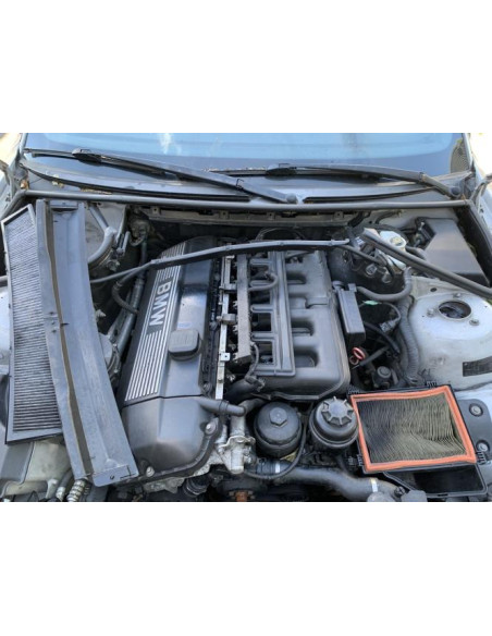 Eclairage de plafonnier BMW SERIE 3 E46 CABRIO PHASE 1 Essence
