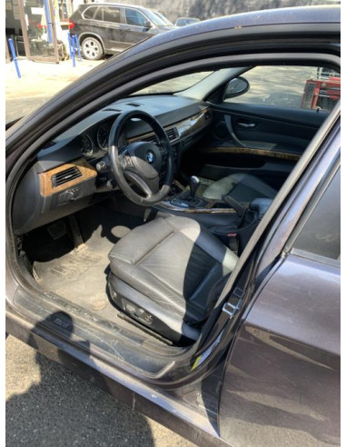 Baie de pare brise BMW SERIE 3 E90 PHASE 1 Essence
