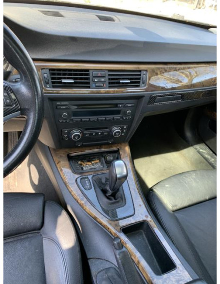 Baie de pare brise BMW SERIE 3 E90 PHASE 1 Essence