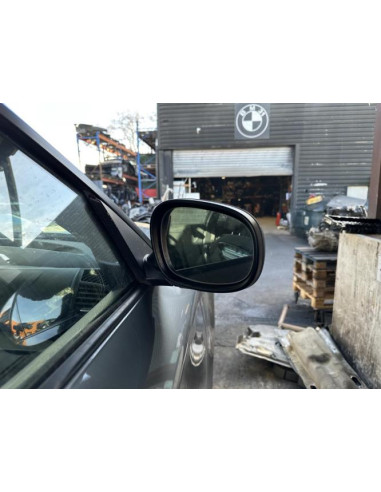 Poignee porte coffre BMW SERIE 1 E81 Diesel