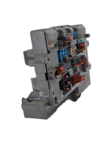 Porte fusible BMW SERIE 1 E81 Diesel