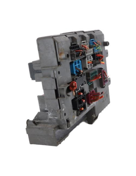 Porte fusible BMW SERIE 1 E81 Diesel