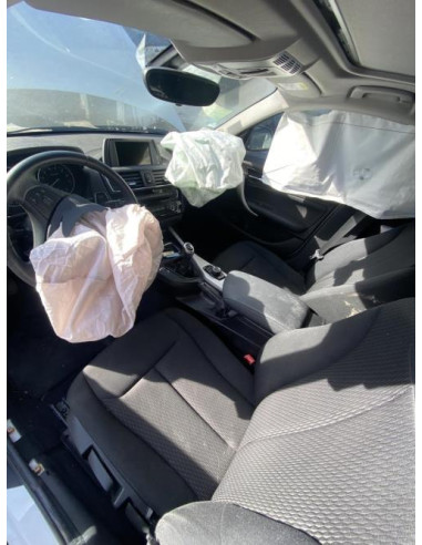 Console central (interieur plastique) BMW SERIE 1 F20 PHASE 2 Essence