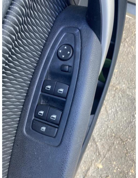 Console central (interieur plastique) BMW SERIE 1 F20 PHASE 2 Essence