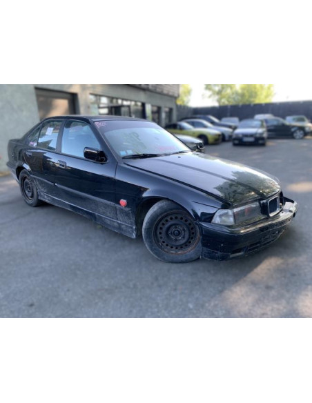 Eclairage de plafonnier BMW SERIE 3 E36 Essence
