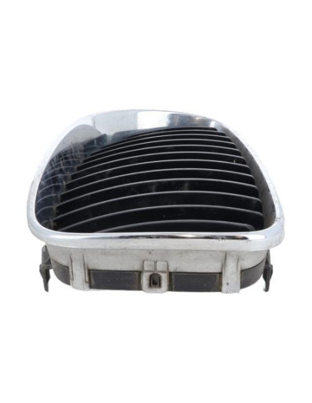 Grille de calandre droite BMW SERIE 1 E87 PHASE 2 Diesel