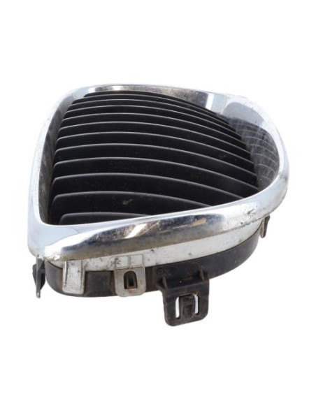 Grille de calandre droite BMW SERIE 1 E81 Diesel