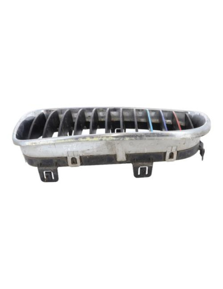 Grille de calandre gauche BMW SERIE 1 E81 Diesel