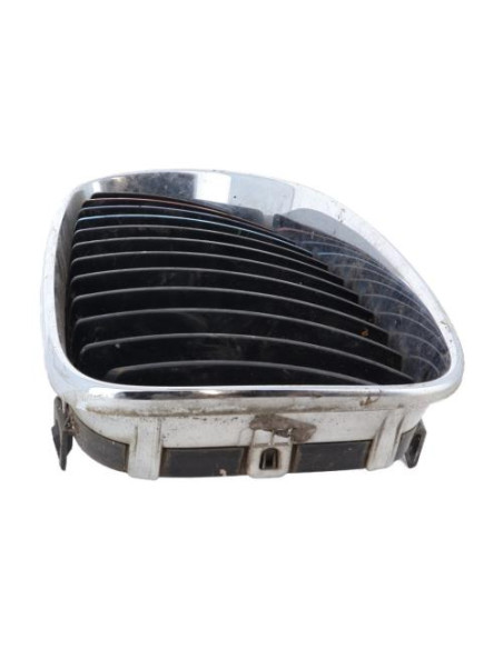 Grille de calandre gauche BMW SERIE 1 E81 Diesel