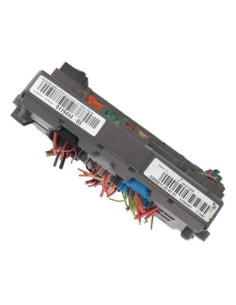 Porte fusible BMW SERIE 1 E88 CABRIO Essence