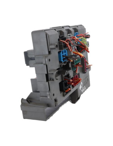 Porte fusible BMW SERIE 1 E88 CABRIO Essence