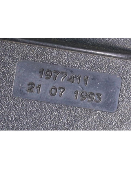 Attache ceinture arriere gauche BMW SERIE 3 E36 PHASE 1 