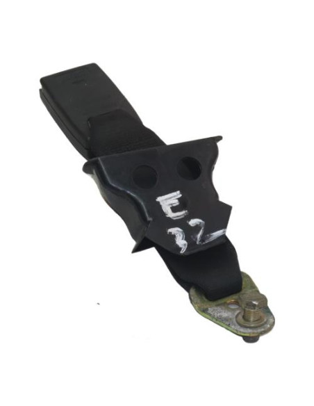 Attache ceinture arriere centrale BMW SERIE 7 E32 