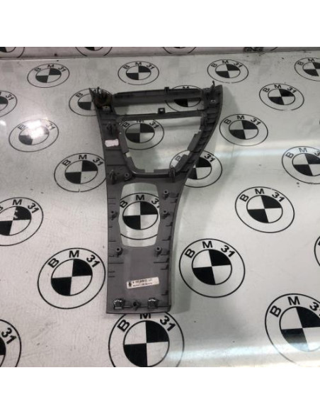 Console central (interieur plastique) BMW SERIE 3 E90 PHASE 2 Diesel
