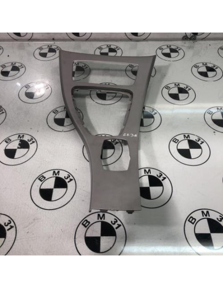 Console central (interieur plastique) BMW SERIE 3 E90 PHASE 2 Diesel