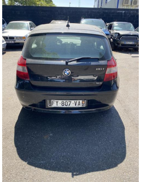 Poignee porte coffre BMW SERIE 1 E87 PHASE 1 Essence