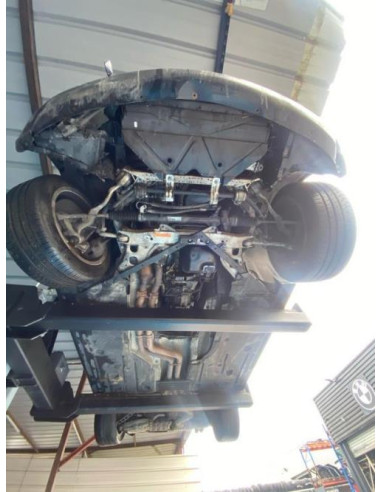 Vitre avant droit BMW SERIE 3 E90 PHASE 1 Essence