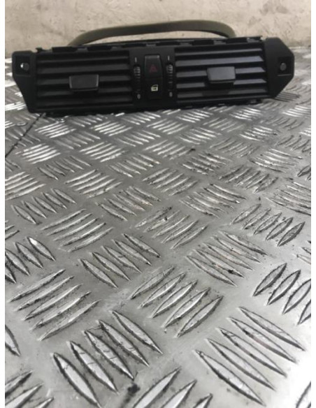Aerateur tableau de bord BMW SERIE 5 E60 PHASE 1 