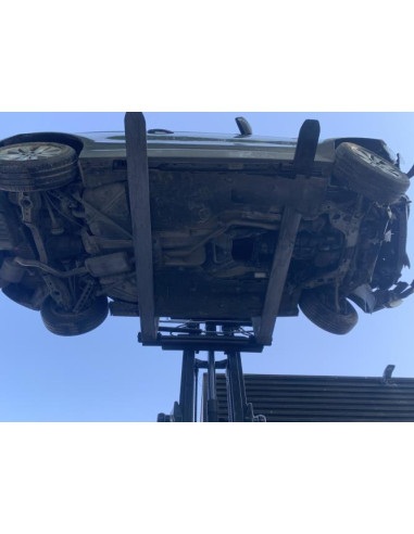 Fusee avant gauche BMW SERIE 1 E81 Diesel