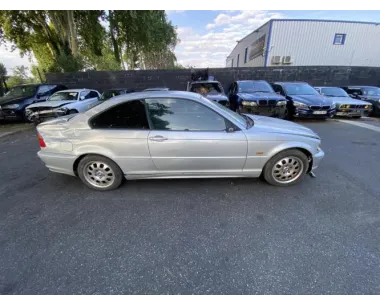 Custode arriere droit BMW SERIE 3 E46 COUPE PHASE 1 Essence