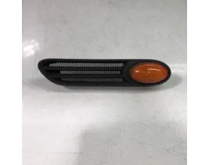 Repetiteur clignotant avant droit  (Feux) MINI MINI 1 R50/R53 PHASE 1 Essence