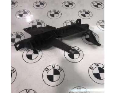 Support de phare gauche (tôle) BMW X3 E83 PHASE 2 Diesel