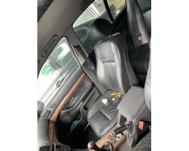 Poignee interieur avant droit BMW SERIE 5 E39 PHASE 1 Diesel