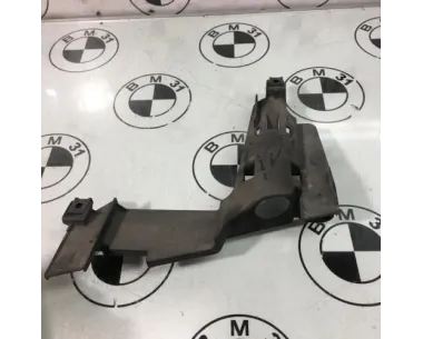 Support de phare gauche (tôle) BMW SERIE 3 E46 PHASE 1 Diesel