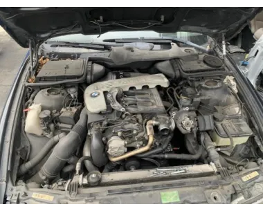Face avant BMW SERIE 5 E39 TOURING PHASE 1 BREAK Diesel