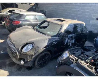 Volant MINI MINI 3 F54 CLUBMAN PHASE 1 BREAK Essence