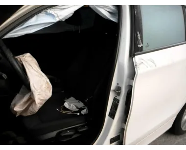 Pretensionneur de ceinture avant droit BMW SERIE 1 E87 PHASE 2 Diesel