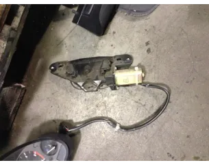 Serrure de coffre BMW SERIE 5 E39 TOURING PHASE 1 BREAK Diesel