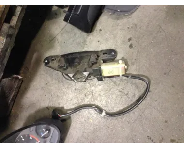 Serrure de coffre BMW SERIE 5 E39 TOURING PHASE 1 BREAK Diesel