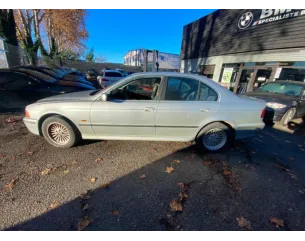 Pare boue avant gauche BMW SERIE 5 E39 PHASE 1 Essence