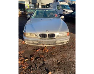 Pare boue avant gauche BMW SERIE 5 E39 PHASE 1 Essence 2