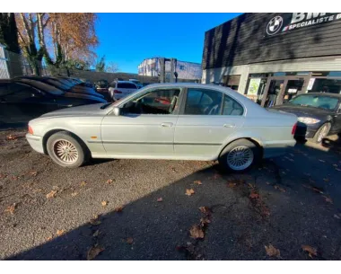 Pare boue avant gauche BMW SERIE 5 E39 PHASE 1 Essence