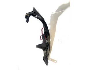 Support de phare gauche (tôle) BMW SERIE 3 E91 TOURING PHASE 1 BREAK Diesel