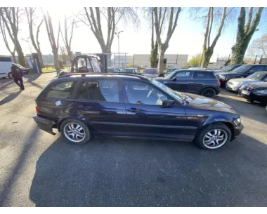 Console central (interieur plastique) BMW SERIE 3 E46 TOURING PHASE 2 BREAK Diesel