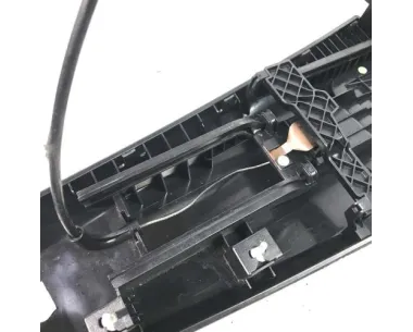 Panneau de porte avant droit BMW SERIE 1 E88 CABRIO Essence